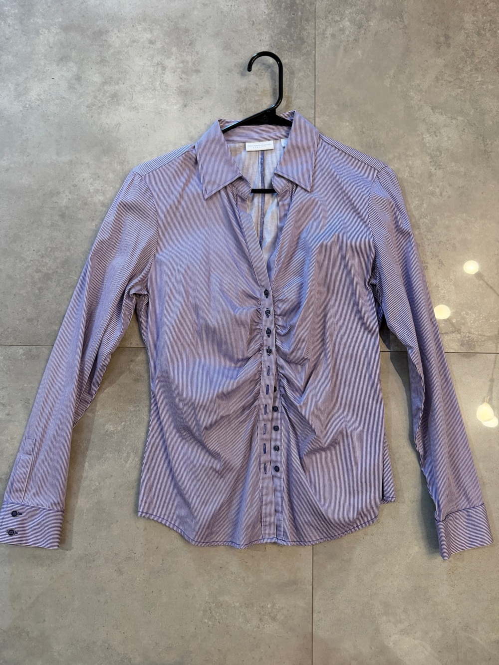 New York & Company Purple Ruched Button-Front Shirt | 6